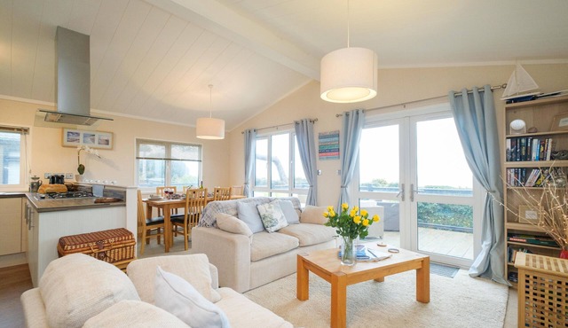 San Remo - sleeps 6 guests in 3 bedrooms