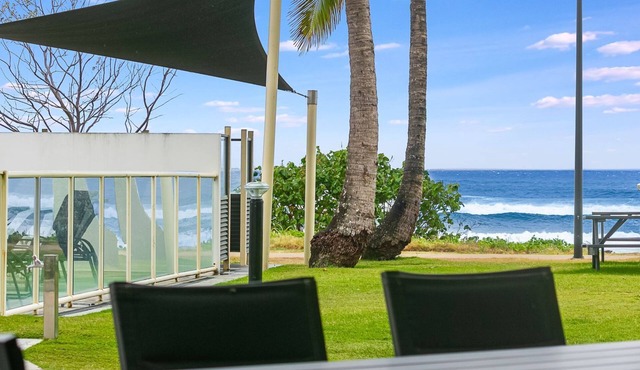 San Simeon 4 - Ground Floor, Absolute Beachfront T