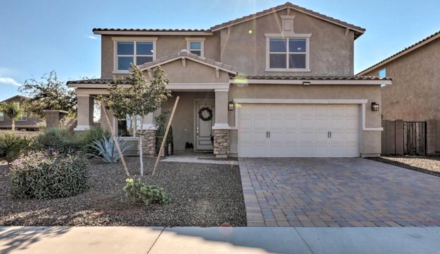 San Tan Valley Gem with Private Pool and Hot Tub!