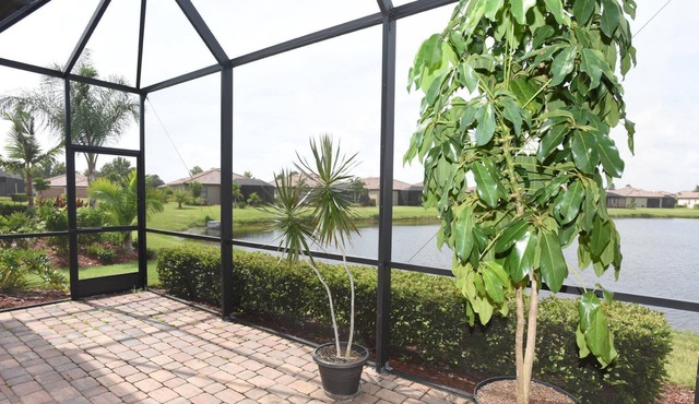 Sanctuary Retreat - Beautiful 3/bed, 2/bath Villa with spectacular view!
