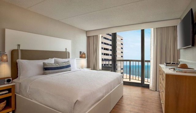 Sand Between Your Toes: Room Steps from Ocean City Beach