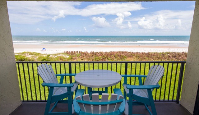Sand Dollar II, Ocean Front Flat, 3 BR 2BA, Pool, Wifi, Elevator, Sleeps 6