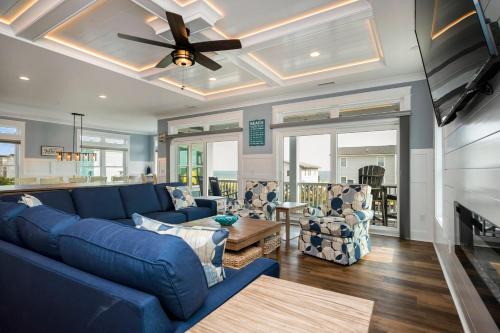 Sand Dollar Inn by Oak Island Accommodations