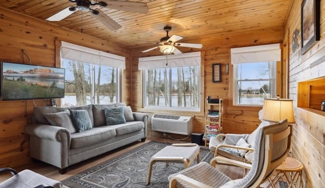 Sand Lake Peninsula Getaway - Sandy Beach