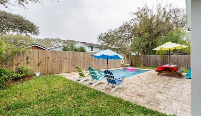 Sand Pail Beach Cottage 3/2.5 +loft & heated pool