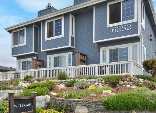 Sand Pebbles Inn