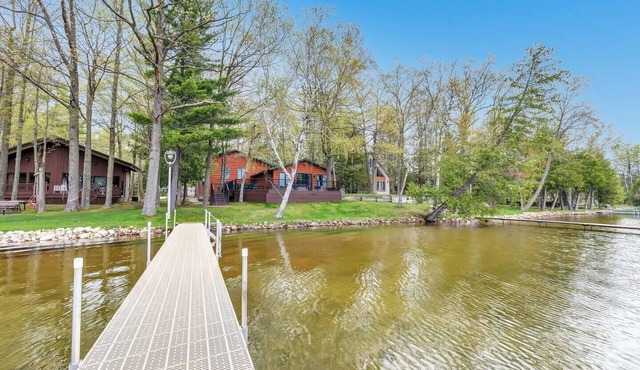 Sand Shoreline, Party Garage, Picturesque Sunsets, Dock