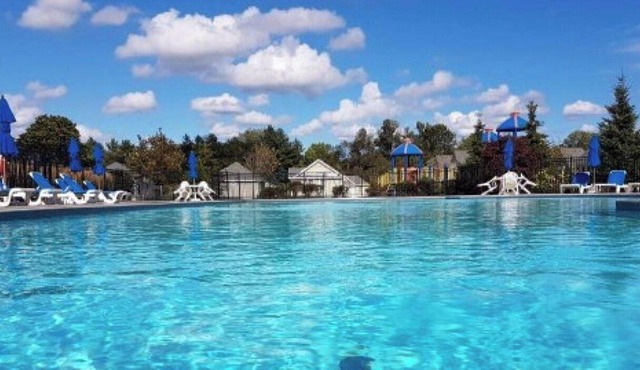 Sandbanks Cottage Resort Villa In Beautiful Prince Edward County