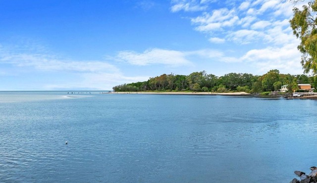 Sandbar on Moreton 5 Bedroom