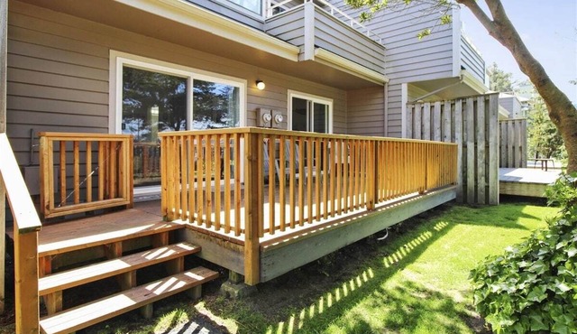 Sandcastle B-3 w/Saltwater Pool !