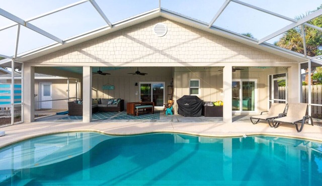 Sandcastle Harbor Pool & FirePit