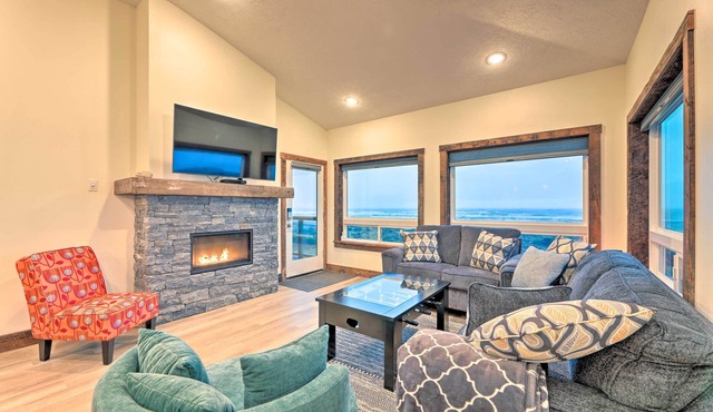 Sanderling Sea Cottages, Unit 5 w/Ocean Views!