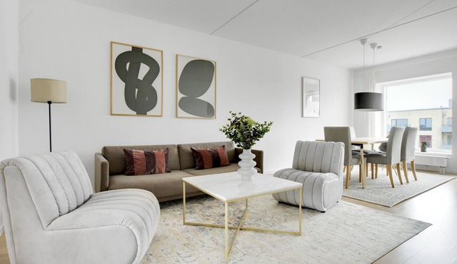 Sanders Arena - Lovely 3-Bdr. Apt. Close to Metro