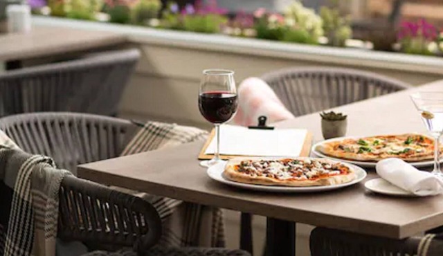 Sandford Springs Hotel & Golf Club