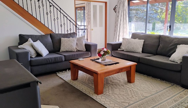 Sandhill Gardens Retreat, close to Rangiora, Woodend ,Kaiapoi and Pegasus.