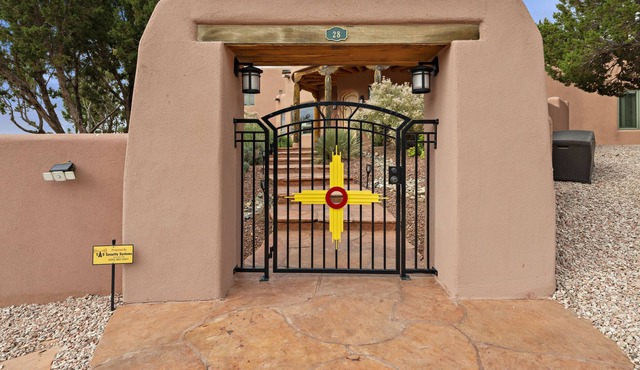 Sandia Mountain Estate Between Santa Fe and Albuquerque off Historic Route 66