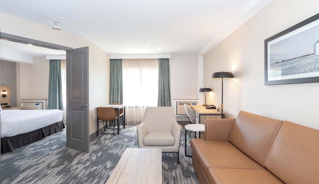 Sandman Hotel & Suites Regina
