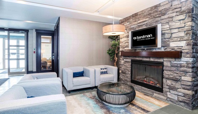 Sandman Hotels & Suites Calgary West