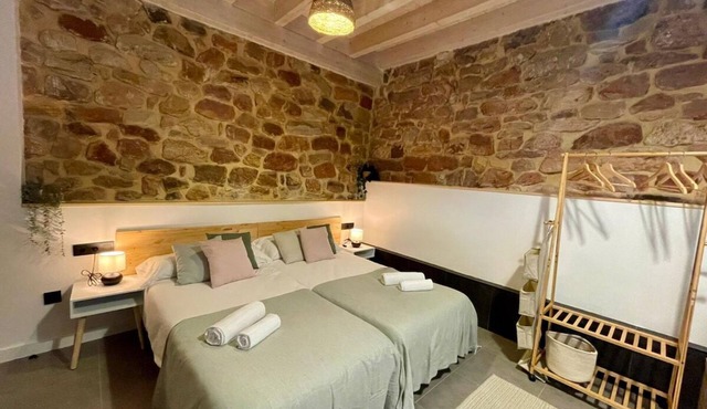 Sandoñana · by Wehomes · Old Palace Lodge DC2