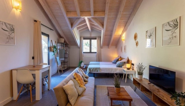 Sandoñana · by Wehomes · Old Palace Lodge C11
