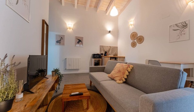 Sandoñana Palace | by Urban Hosting suite 10