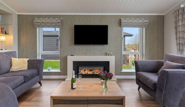 Sandpiper - Luxury Lodge, Close to Beach