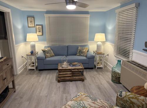Sandpiper Retreat Chincoteague Island APT-A