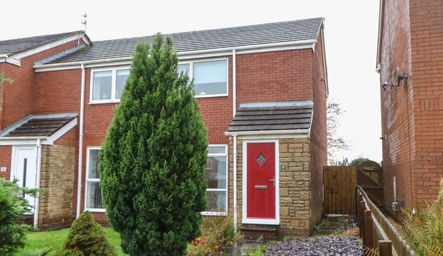 SANDPIPER RETREAT, family friendly, with a garden in Ashington