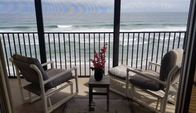 Sandpiper Towers- Be at home on the beach!