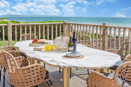 Sandpipers - Downderry