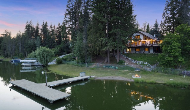 Sandpoint Lakeside Retreat - Private Dock - AC