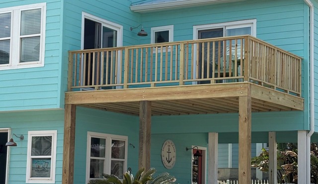 SandPoint steps to beach,boardwalk,shared heated pool&hot tub,golf cart friendly