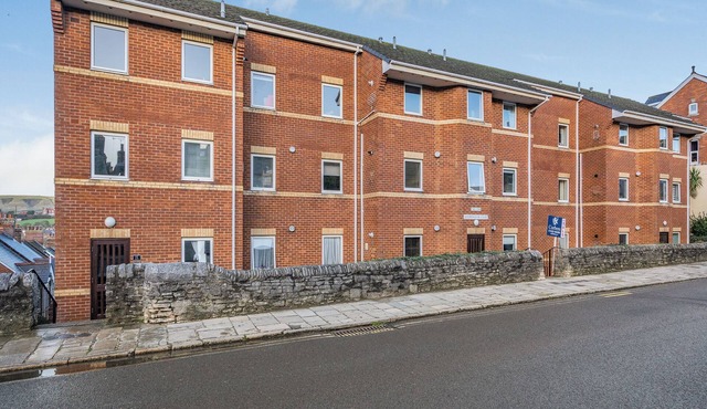 Sandringham Court Flat 4