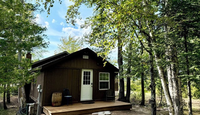 SandRiver Cabin nRelax on the mouth of the SandRiver with views of Lake Superior