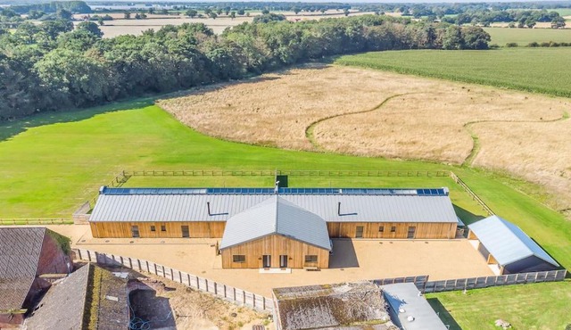 Sandy Barn *BRAND NEW* Barn Conversion