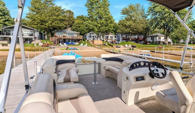 Sandy Beachfront | Pontoon Rental | Dog Friendly