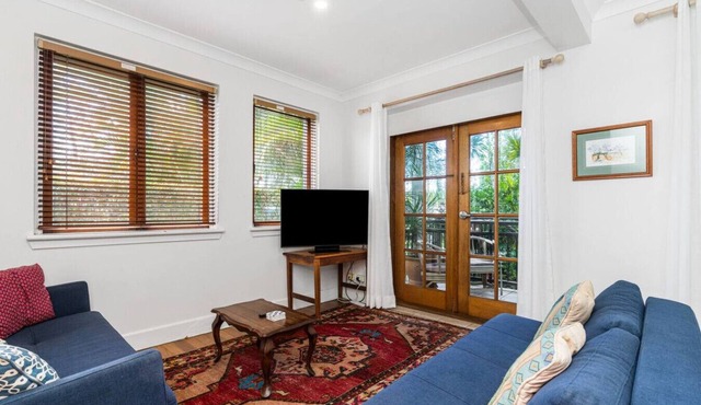 Sandy Bottoms Broadview