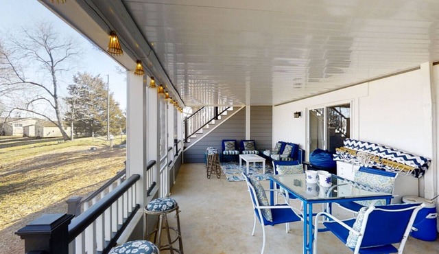 Sandy Cove- Private Sand Beach, Waterfront, Centrally Located