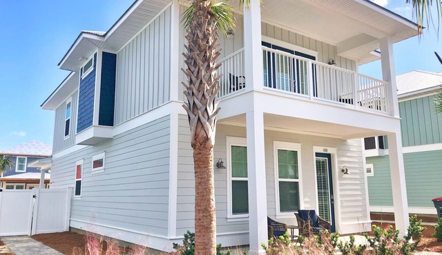 Sandy Feet Retreat~Vacation home w/heated pool~Sleeps 12~Steps to beach access!