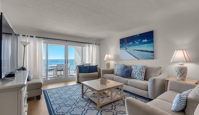 Sandy Key 413: 2 BR/2 BA Gulf Front Condo in Perdido Key, FL Sleeps 6