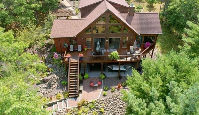 Sandy Lake Cabin ~Private Luxury Vacation Home~