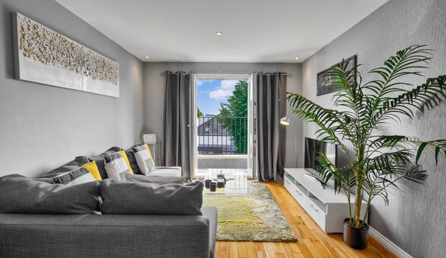 Sandy Lane Apartment