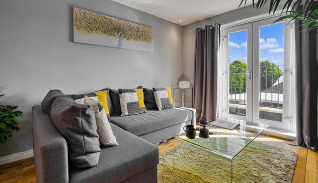 Sandy Lane Apartment