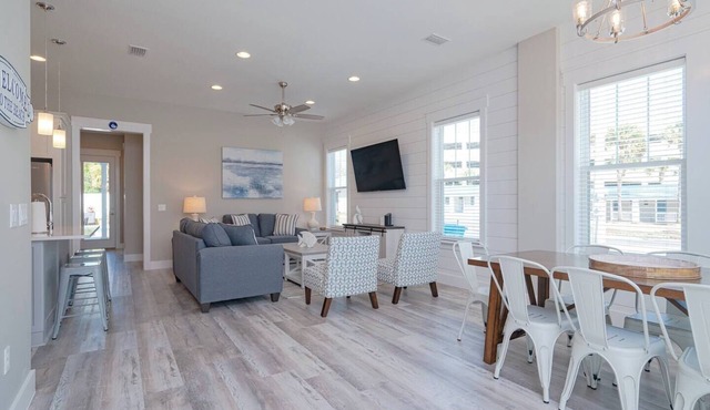 Sandy of Panama City Beach - Ocean View, Heated Pool, Steps to Beach, Sleeps 18