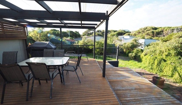 Sandy Point Holiday House