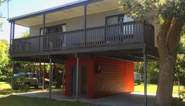 Sandy Point Tree House