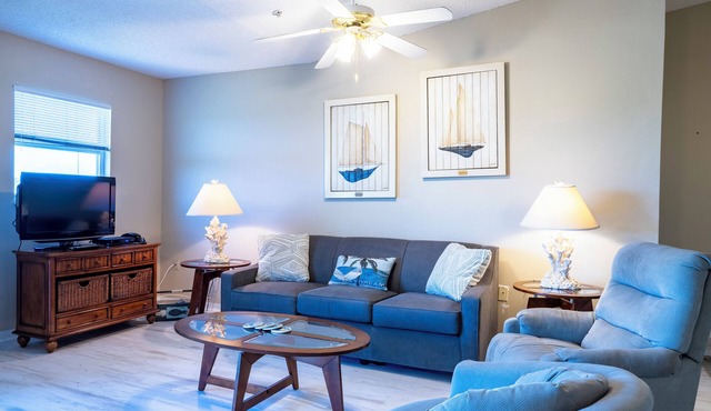 Sandy Pointe 210 · Mangrove & Bay View · Pool