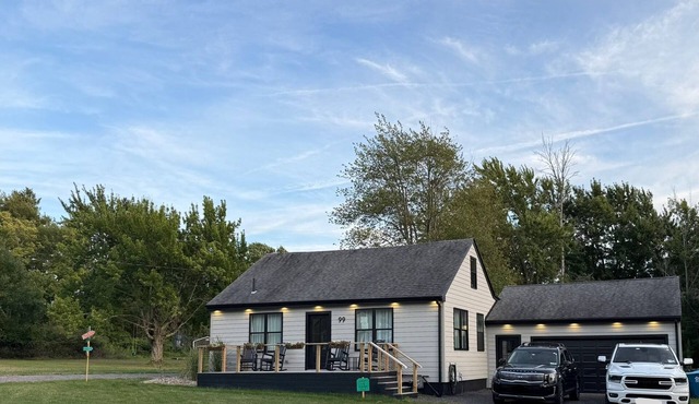 Sandy Shore House - 3 bedroom, 2.5 bath home