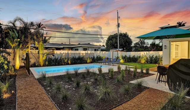 Sandy Shores Escape. Private Heated Pool