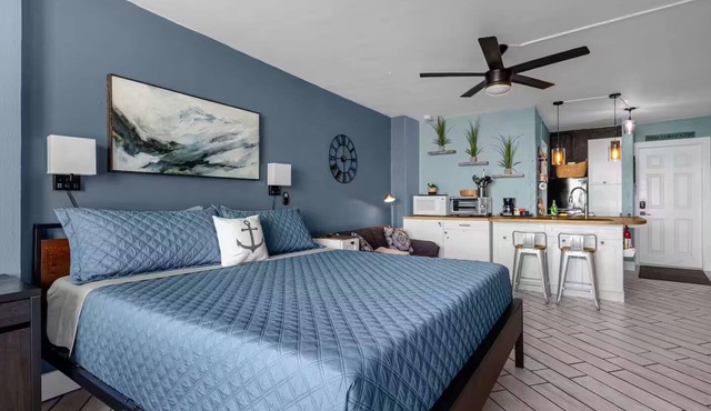 Sandy Shores - Ocean Front Complex - Pool Open